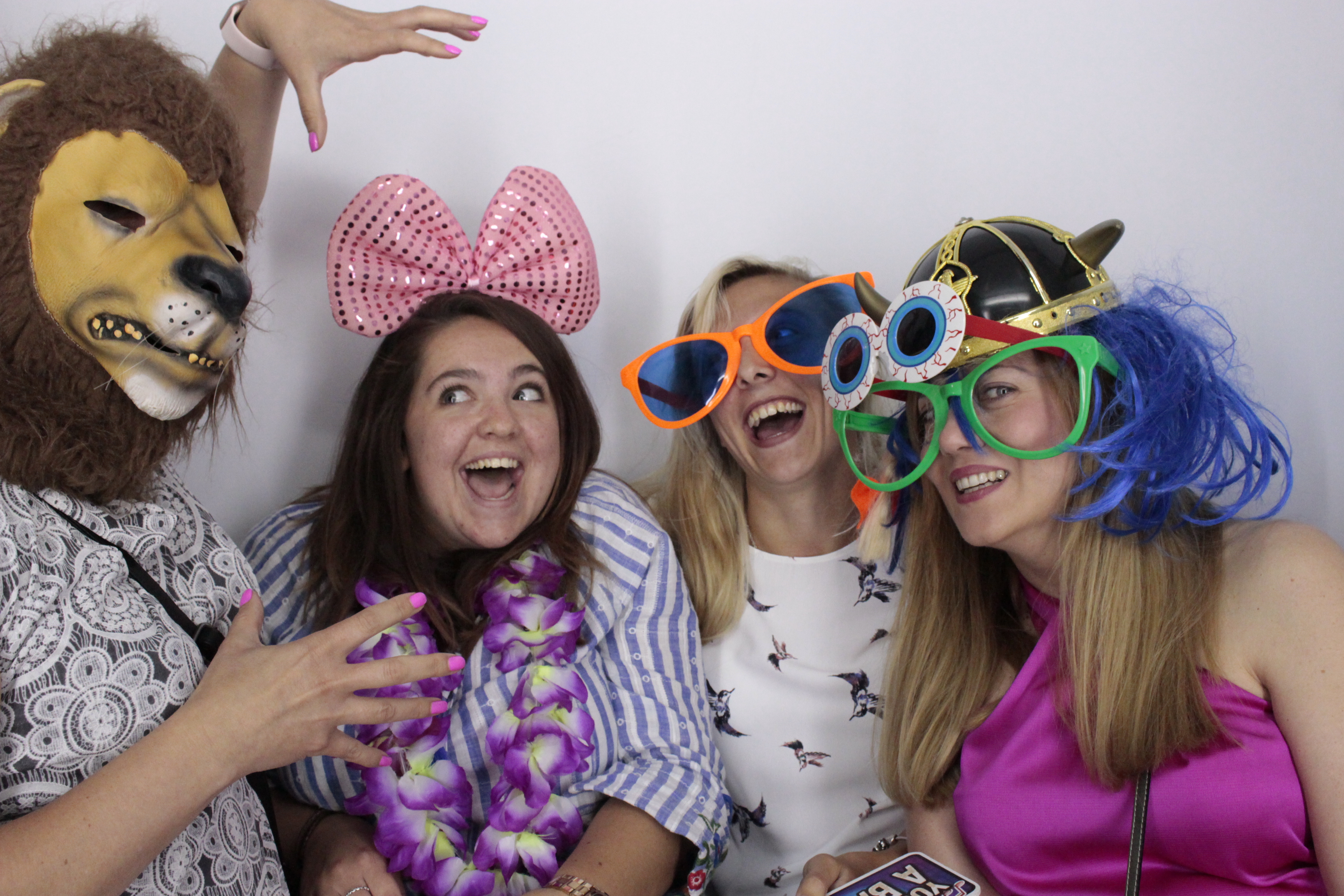 Beyond Retail Summer Awards Party | View more photos from the event at gallery.myphotoboothexperience.co.uk/u/MyPhotoBoothExperienceLtd/Beyond-Retail-Summer-Awards-Party